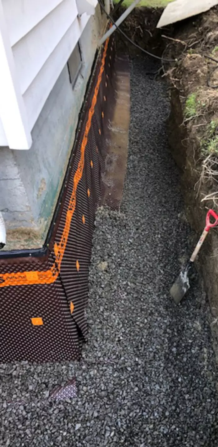 Imperméabilisation de fondation avec membrane et drain français par Drain Supra à Marieville en Montérégie